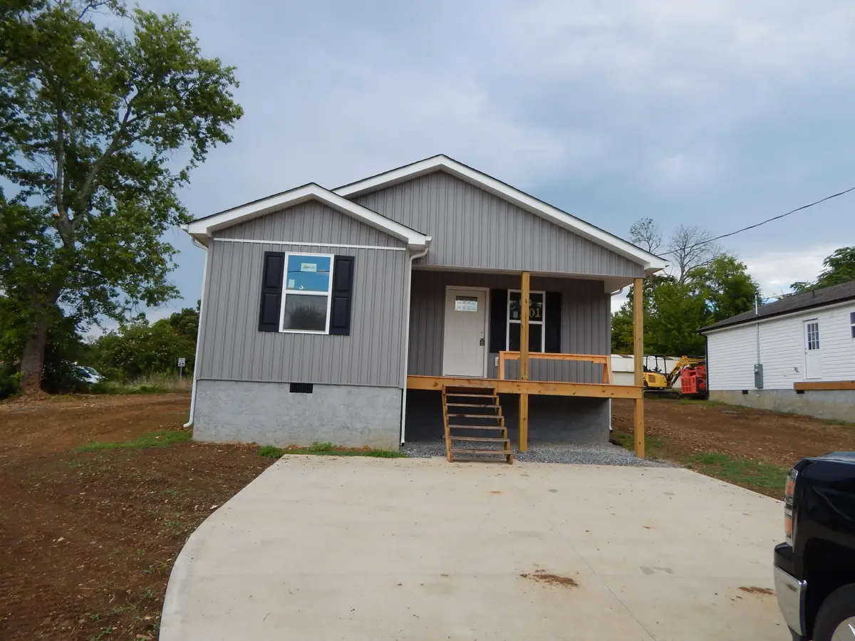 201 Kelsey Street, Etowah, TN 37331 - Image #1