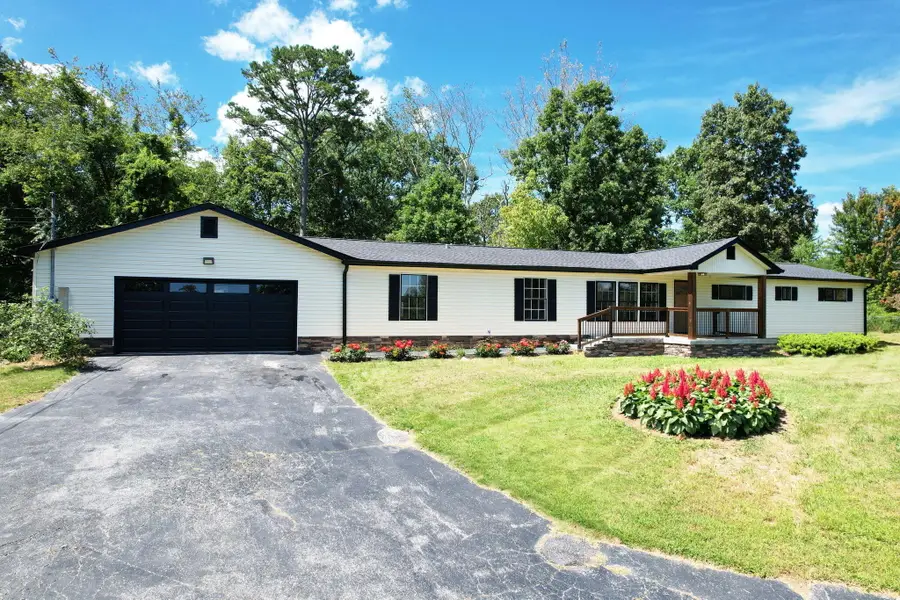 914 Hickory Avenue, Hixson, TN 37343 - #3