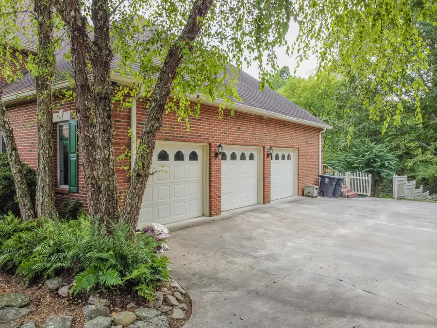 1159 Isahaya Lane, Athens, TN 37303 - Image #2