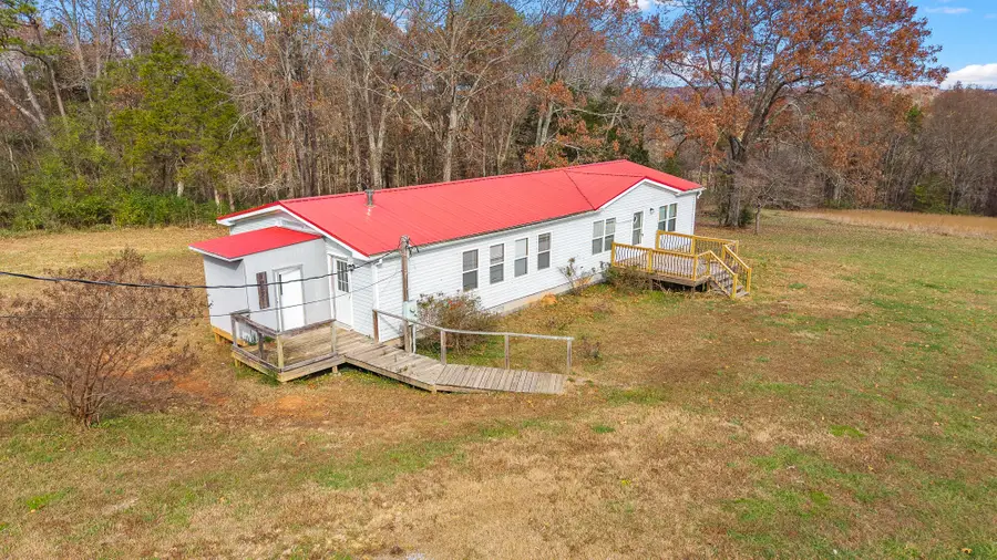 1007 Glenlock Road, Sweetwater, TN 37874 - Image #2