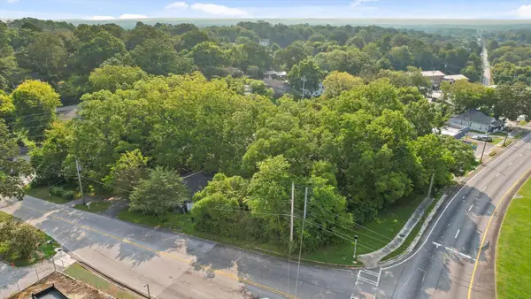 107 Lakeview Drive, Rossville, GA 30741