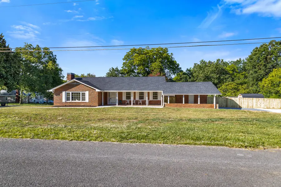 1100 Washington Avenue, Etowah, TN 37331 - Image #2