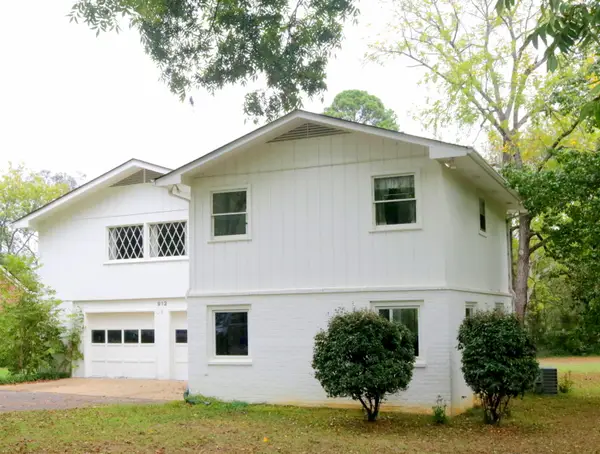 912 Fairmont Avenue Nw, Cleveland, TN 37311