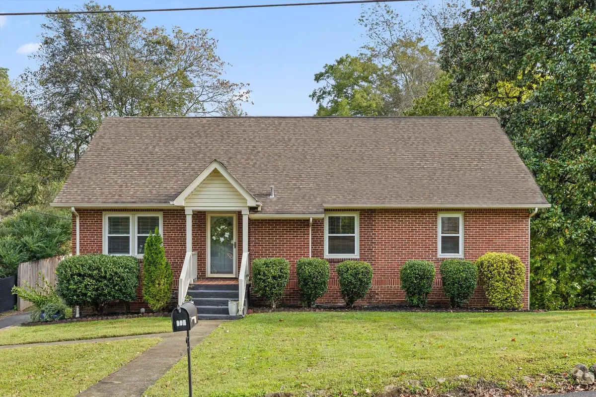 109 E Meadowbrook Drive, Chattanooga, TN 37415 - Image #1