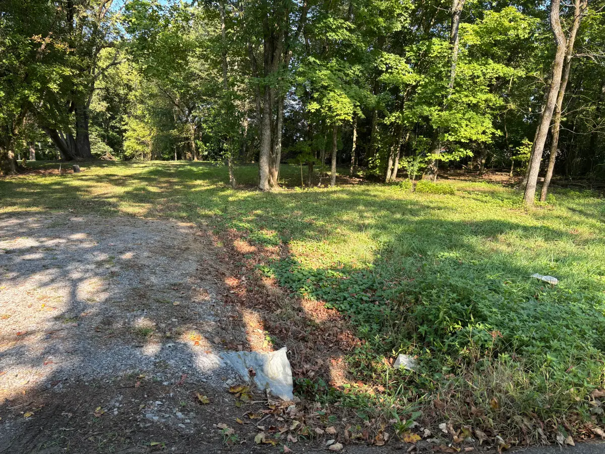 118 Sunset Avenue, Englewood, TN 37329 - Image #1