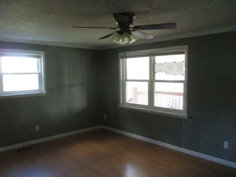 916 Monroe Circle, Madisonville, TN 37354 - Image #2