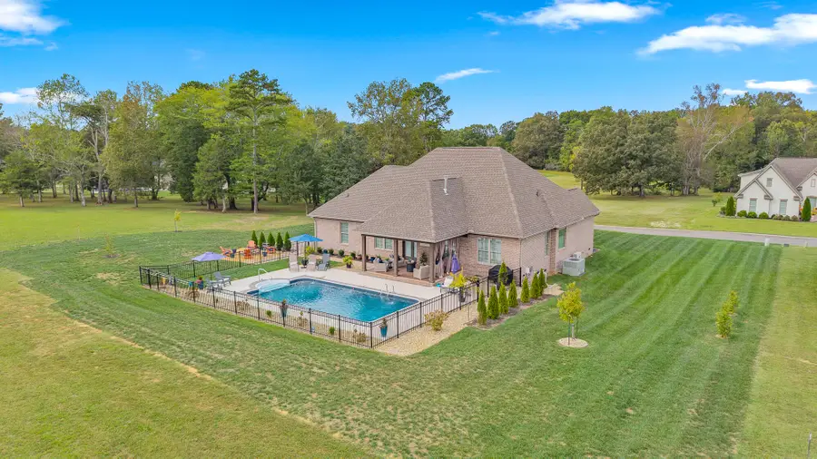 96 Deer Path Road, Englewood, TN 37329 - Image #3