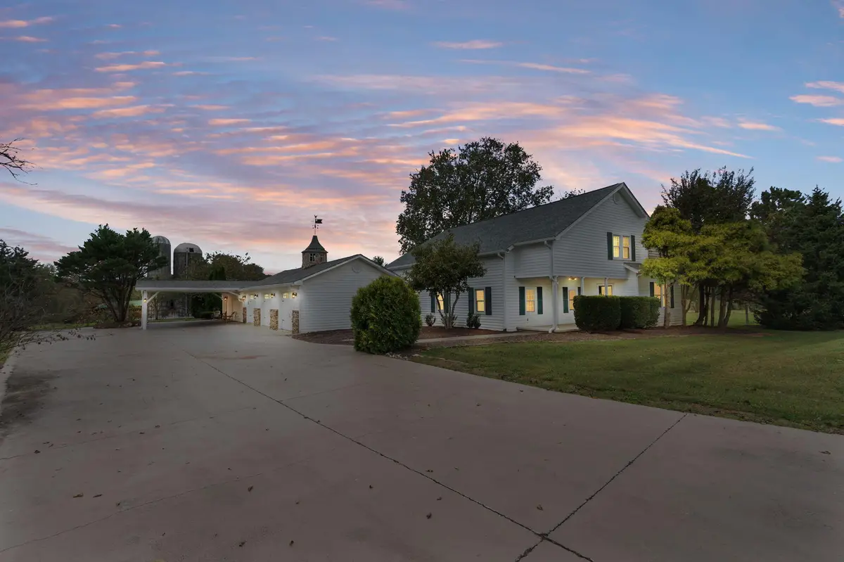 852 County Road 422, Englewood, TN 37329 - Image #1