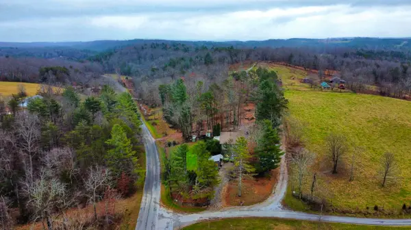 11 Cedar Hills Road, Grandview, TN 37337