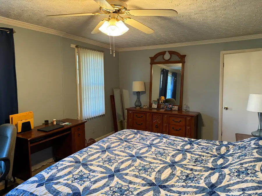 103 Ratledge Road, Sweetwater, TN 37874 - Image #2