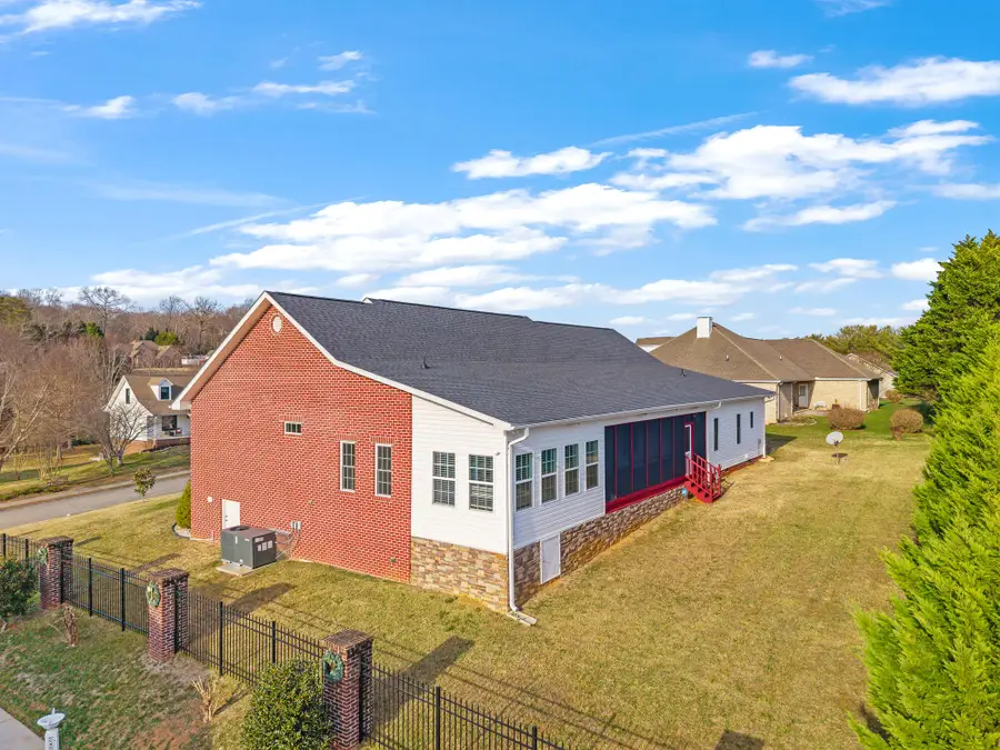 504 Lynnwood Drive, Athens, TN 37303 - Image #3