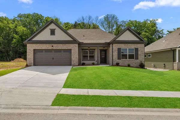 8918 Knolling Loop, Ooltewah, TN 37363