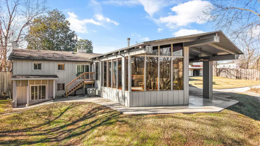 565 Hillcrest Circle, Etowah, TN 37331 - Image #2