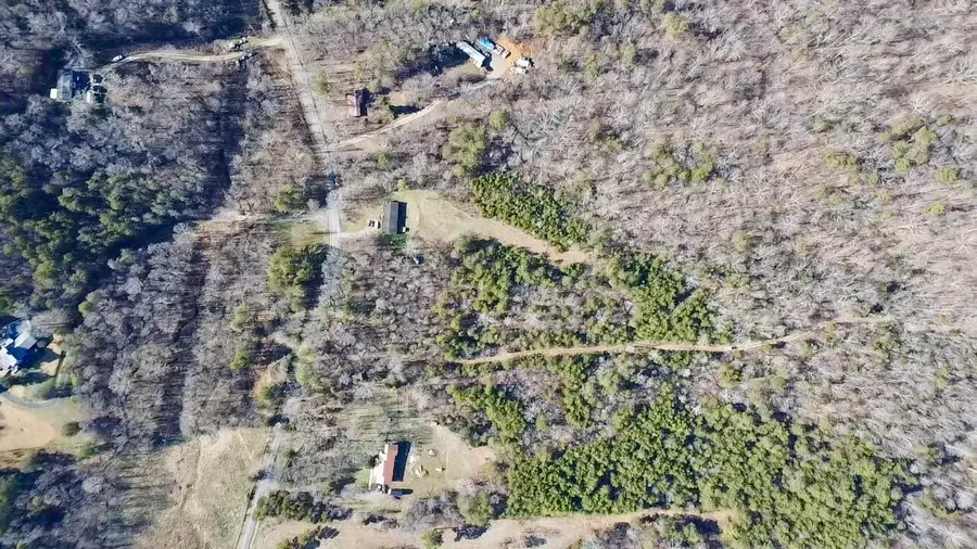 537 Cates Lane Ne, Charleston, TN 37310 - Image #3