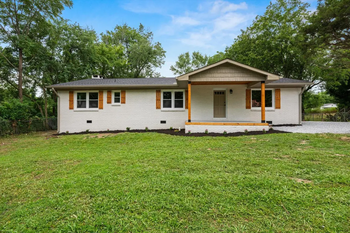 308 N Georgia Avenue, Etowah, TN 37331 - Image #1