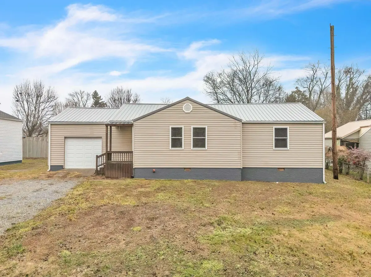 922 Barnabas Street, Athens, TN 37303 - #1