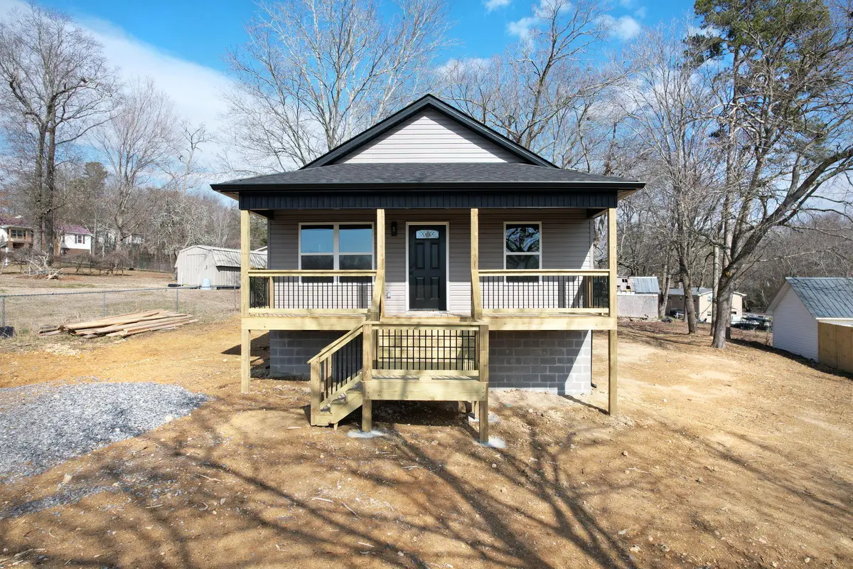 215 Marion Circle Se, Cleveland, TN 37323 - Image #1