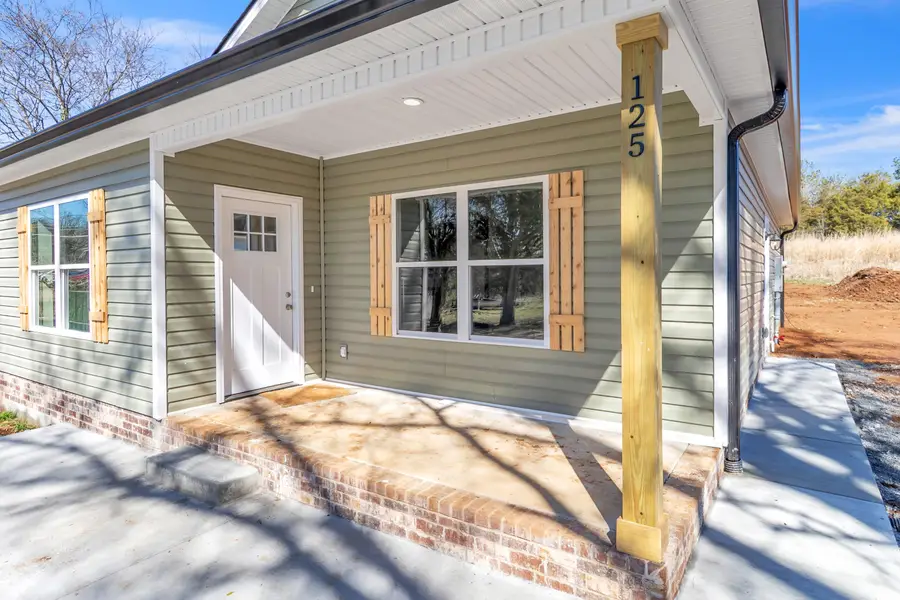 125 Lindon Street, Benton, TN 37307 - #2