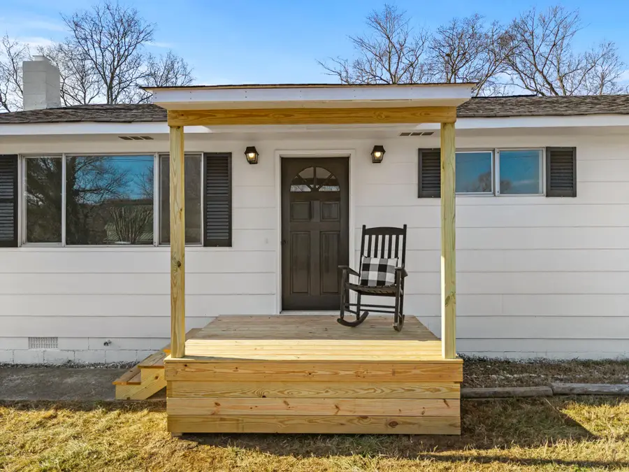 471 S College Street, Graysville, TN 37338 - #3