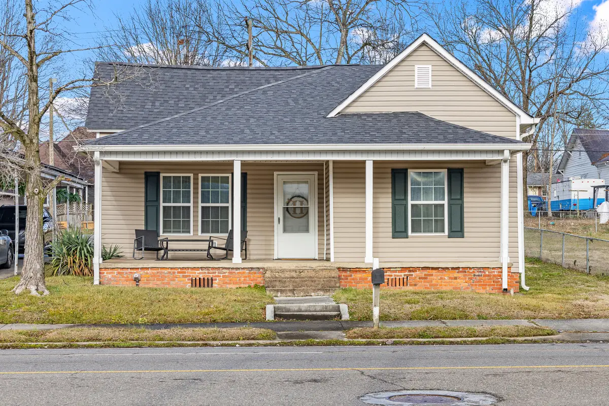 320 Tennessee Avenue, Etowah, TN 37331 - #1