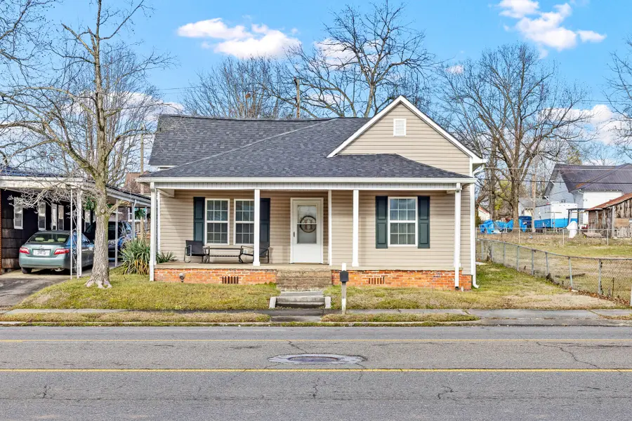 320 Tennessee Avenue, Etowah, TN 37331 - #2