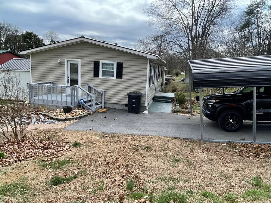 613 Clark Street, Athens, TN 37303 - #2