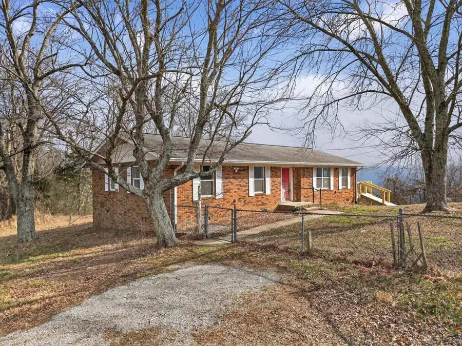 190 Adkins Lane, Trenton, GA 30752 - #2