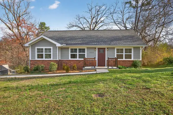 1306 Springview Drive, Chattanooga, TN 37421