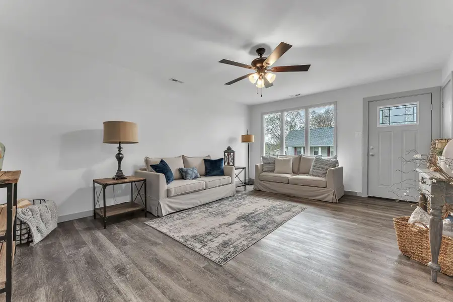 647 4th Street Se, Cleveland, TN 37311 - #3