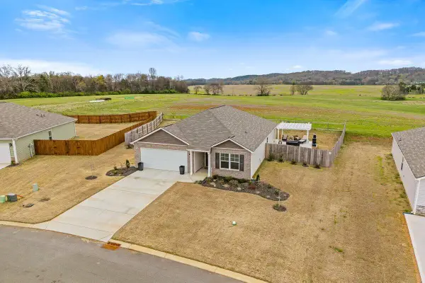 176 Crescent Circle, Niota, TN 37826