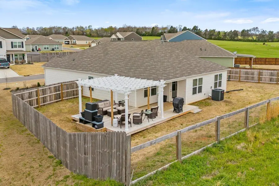 176 Crescent Circle, Niota, TN 37826 - #3