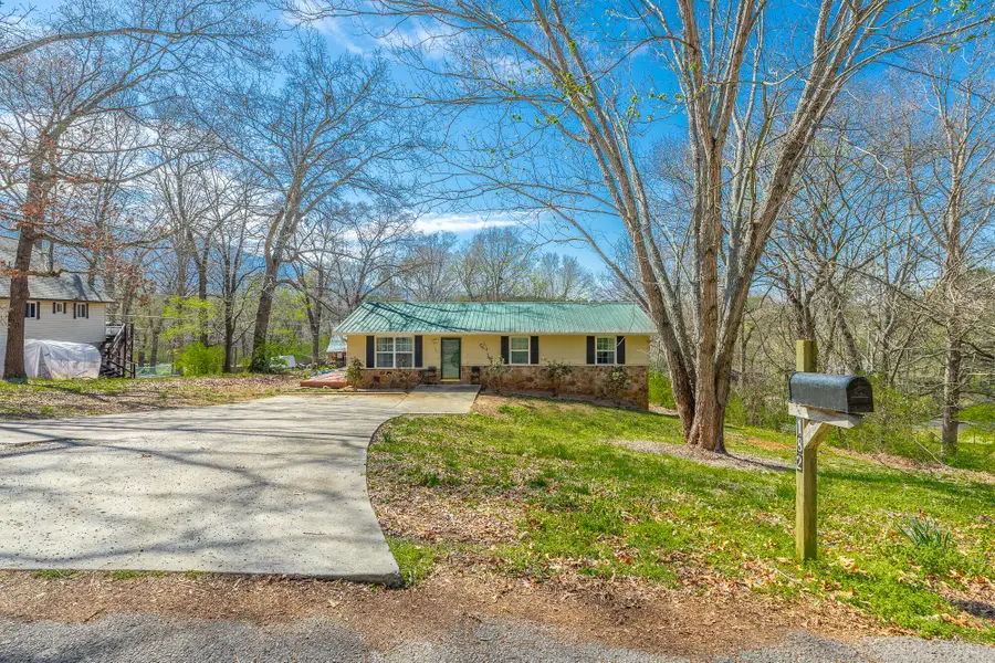182 Woodbine Drive, Benton, TN 37307 - #2