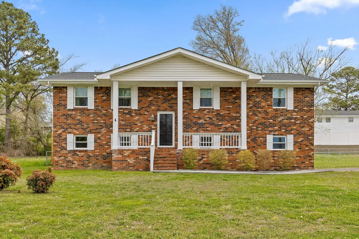 215 Battlewood Drive, Fort Oglethorpe, GA 30742 - #1