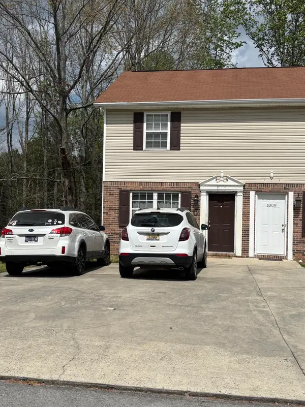 1807 Weeks Crest Circle Ne, Cleveland, TN 37312