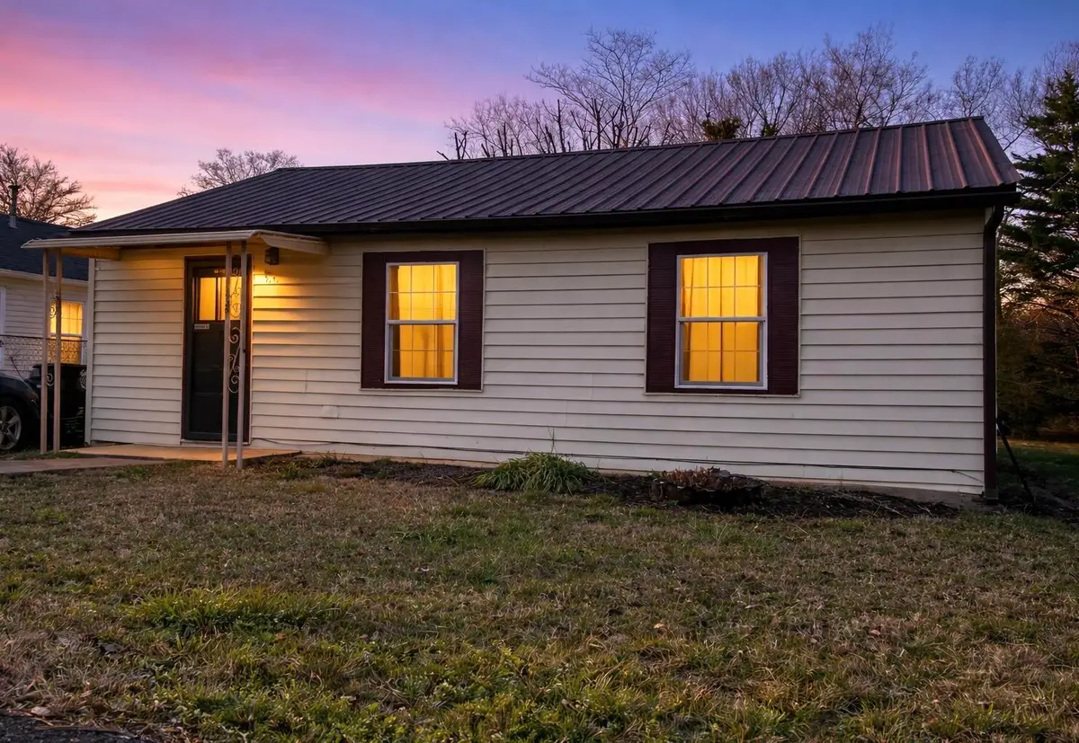 1526 W View Street, Athens, TN 37303 - #1