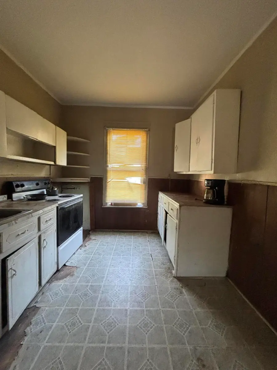 122 Ohio Avenue, Etowah, TN 37331 - #3