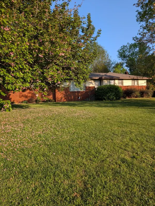 1239 Dossett Street, Athens, TN 37303