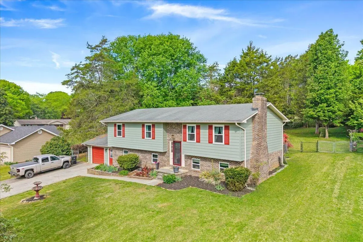 1305 Ridgeway Circle, Athens, TN 37303 - #1