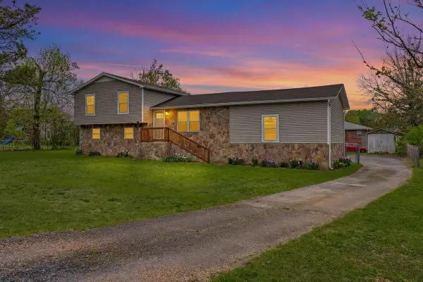 1975 Cloud Springs Road, Rossville, GA 30741