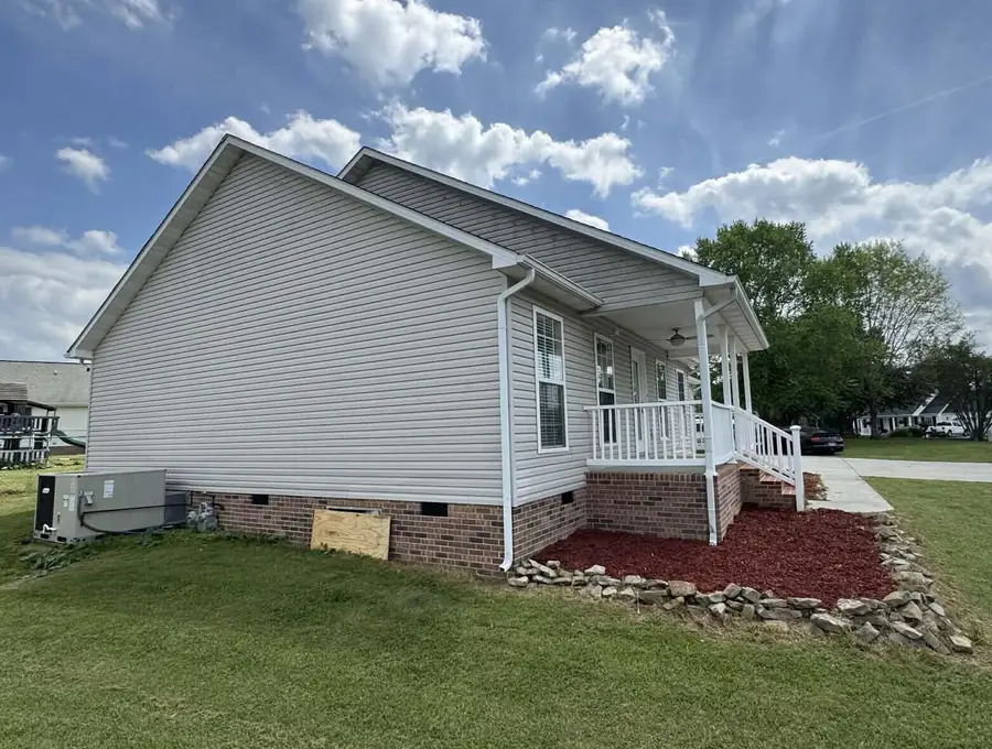218 Wind Chase Drive, Madisonville, TN 37354 - #3