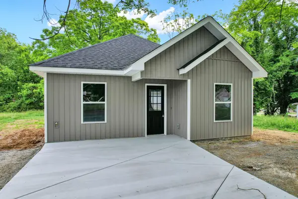 22 Ingleside Avenue, Englewood, TN 37329