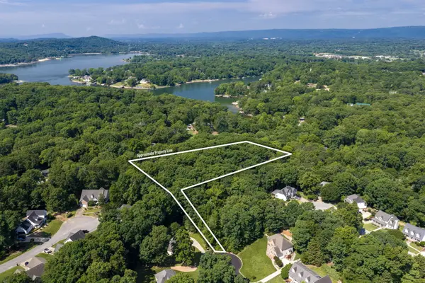 8801 College Station Lane, Soddy-Daisy, TN 37379