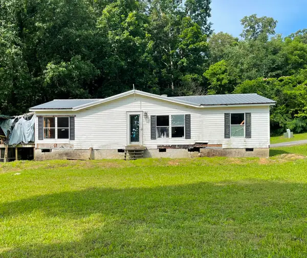 3001 Chase Drive, Rossville, GA 30741
