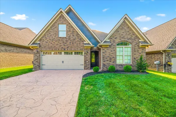 211 Village Cove Circle, Englewood, TN 37329