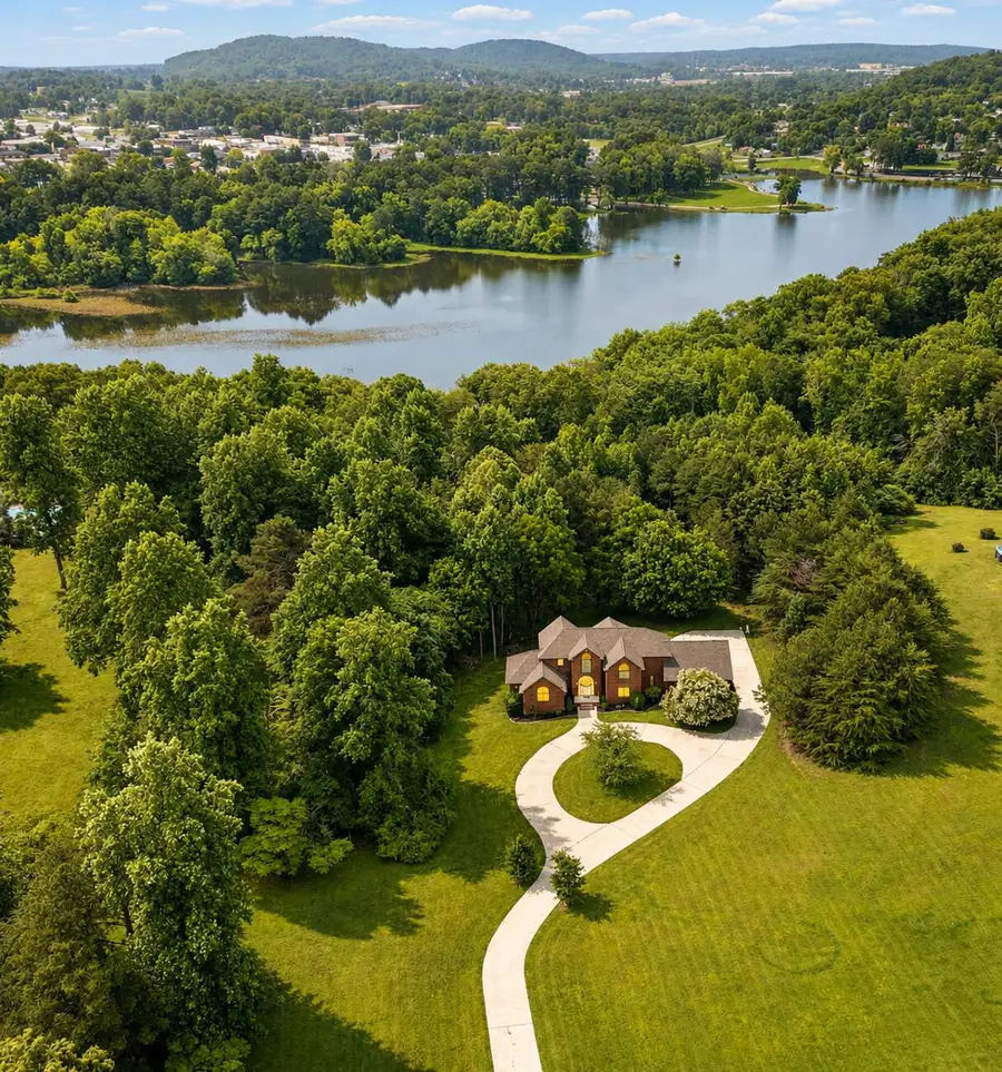 279 Edgewater Avenue, Dayton, TN 37321 - #2