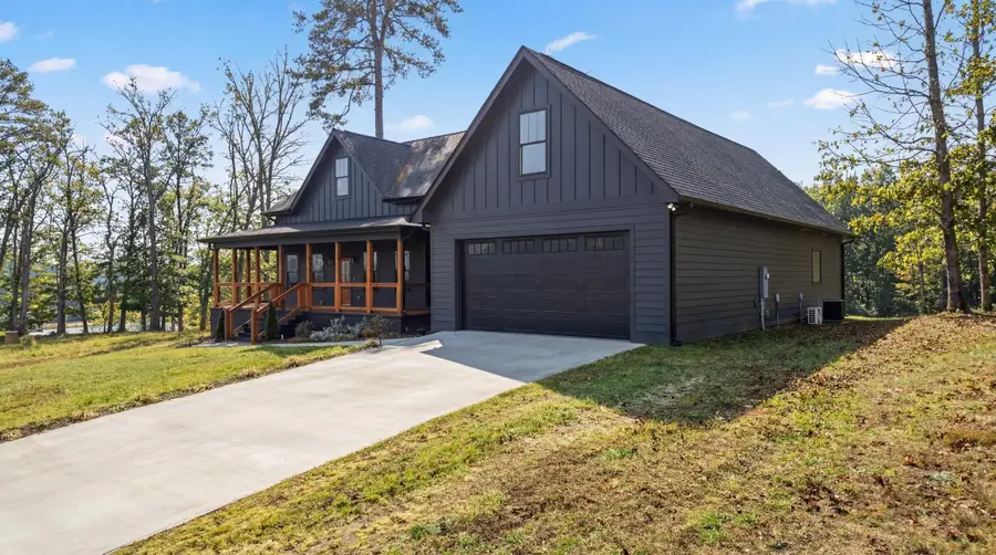 230 Clubhouse Drive, Jasper, TN 37347 - #2