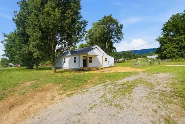 1000 Cemetery Road, Spring City, TN 37381