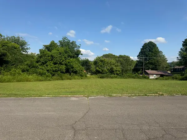.947 Washington Avenue, Etowah, TN 37331