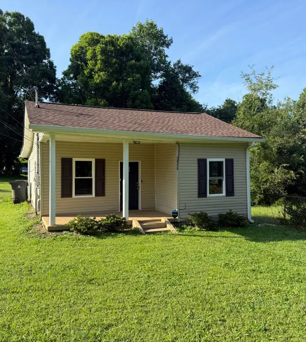 2028 Bernhurst Drive, Knoxville, TN 37918