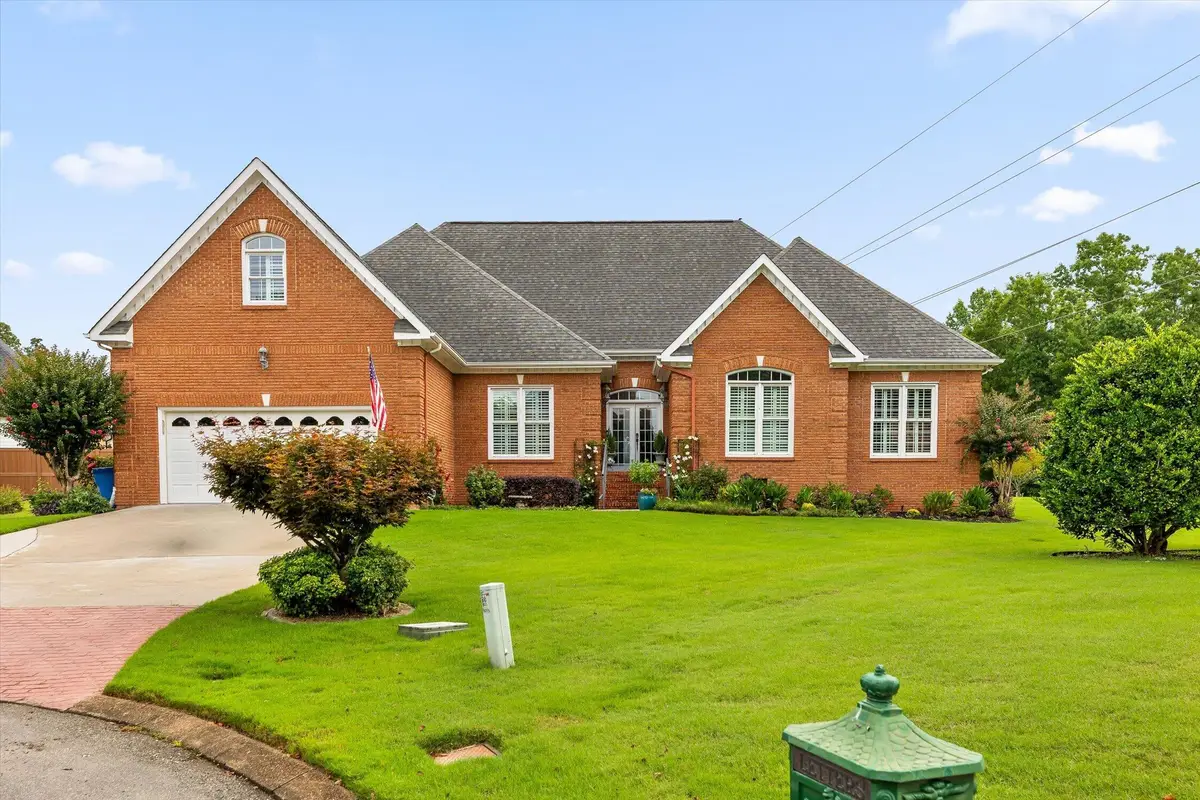 8215 Paces Ferry Crossing, Chattanooga, TN 37421 - #1